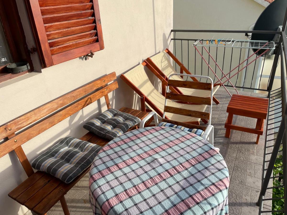 Apartmani Ivana Tivat Kültér fotó