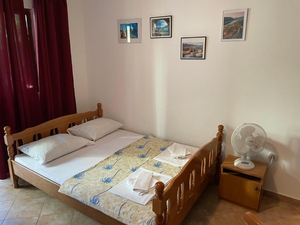 Apartmani Ivana Tivat Kültér fotó