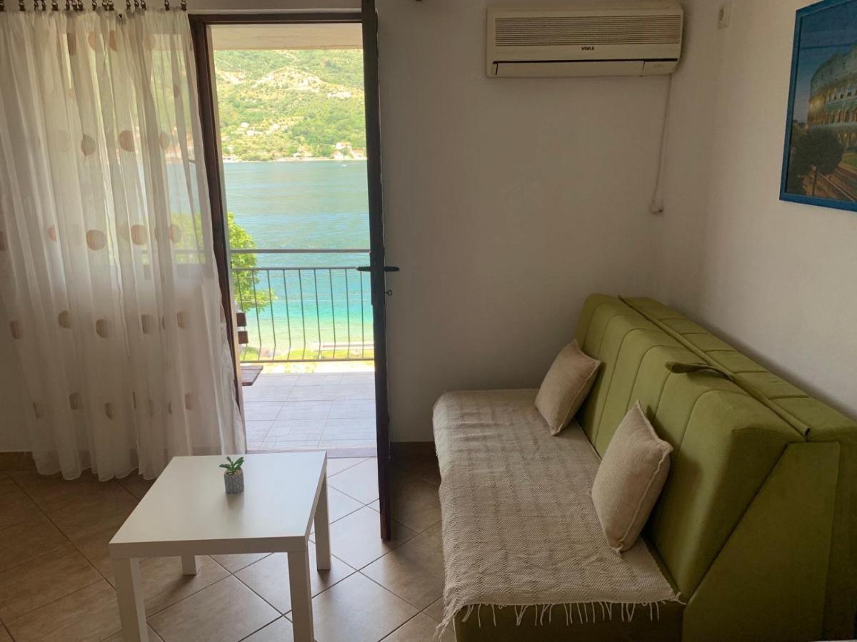 Apartmani Ivana Tivat Kültér fotó
