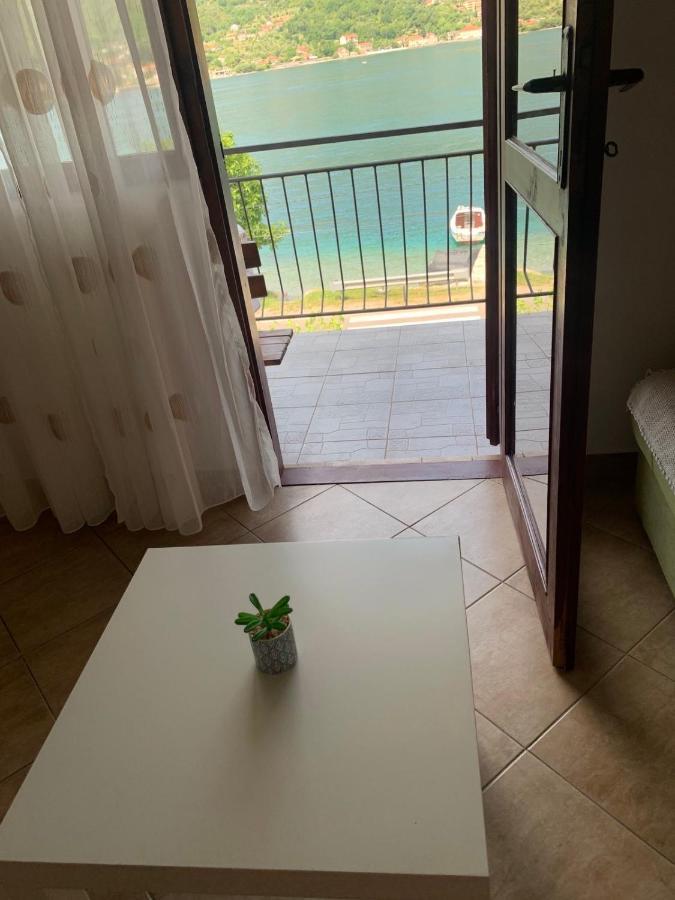 Apartmani Ivana Tivat Kültér fotó