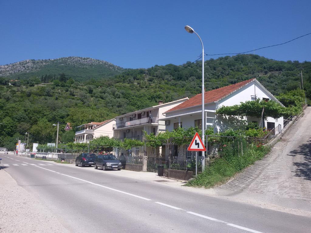Apartmani Ivana Tivat Kültér fotó