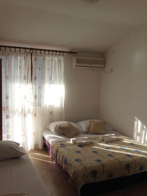 Apartmani Ivana Tivat Kültér fotó