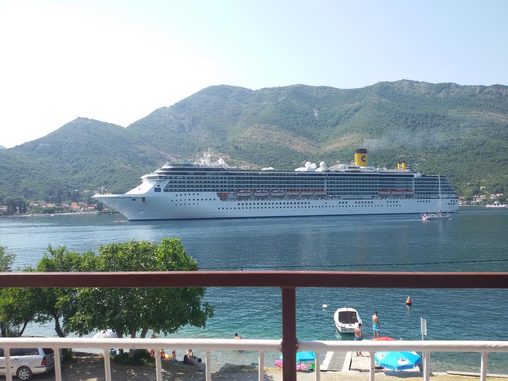 Apartmani Ivana Tivat Kültér fotó